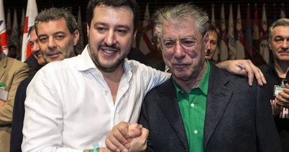 Perché Salvini non dovrebbe esserci al funerale del Senatùr